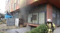 İLK MÜDAHALE - (Özel) Pendik'te Atölyede Yangın Açıklaması 1 Yaralı