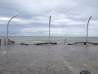 Tarihi Bulancak İskelesi'ni Fırtına Vurdu