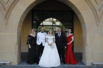 VAN YÜZÜNCÜ YıL ÜNIVERSITESI - Bayram Ve Akdoğan Ailelerinin Mutlu Günü