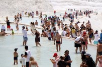 PAMUKKALE - Beyaz Cennete Gelen Turist Sayısı Türkiye Ortalamasının Yüzde 13 Üstünde