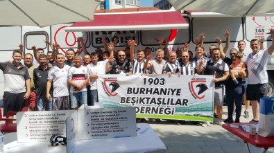 Burhaniye'de Beşiktaşlılar Kan Bağışında Bulundu