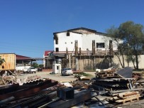 ALI HAYDAR - Fındık Fabrikasında Ki Yangının Hasarı Gün Ağarınca Ortaya Çıktı