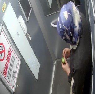 Girdiği Apartmanı Hem Soydu Hem De Yardım Parası Topladı