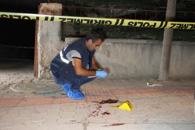 Karaman'da Bıçaklı Kavga Açıklaması 1 Ölü, 4 Yaralı