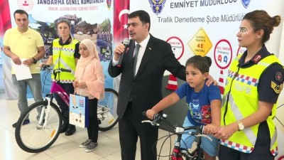 Küçük Trafik Müfettişleri Bisikletlerine Kavuştu