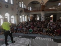 EMNIYET KEMERI - Kuran Kursu Öğrencilerine Trafik Eğitimi