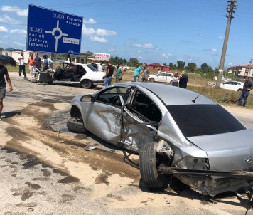 Önündeki Aracı Geçmek İsterken Faciaya Sebep Oldu Açıklaması 1 Ölü, 3 Yaralı