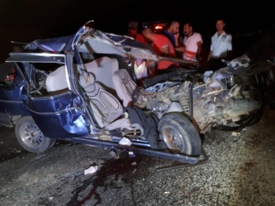 Otomobil İle Tır Kafa Kafa Çarpıştı Açıklaması 1 Yaralı