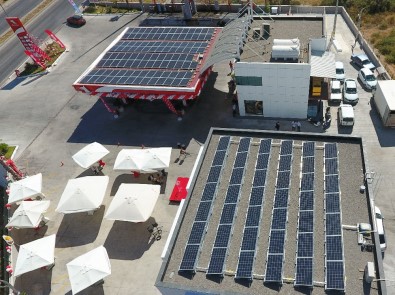 Petrol Ofisi'nden Güneş Enerjili Benzin İstasyonu