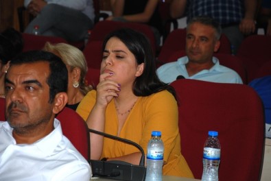 Seyhan Belediyesi'nde HDP Tartışması