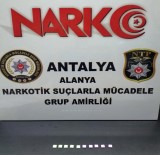 UYUŞTURUCU TİCARETİ - Alanya'da Otomobilde Uyuşturucu Baskınına 1 Tutuklama