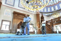 SOSYAL BELEDİYECİLİK - Camiler Bayrama Hazır