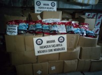 ŞÜPHELİ ARAÇ - Kaçakçılık Ekipleri 870 Kilo Sahte Bandrollü Tütün Ele Geçirdi