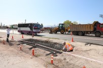 ÜST GEÇİT - Körfez'de Aciliyet Gerektiren Üst Geçit İçin İlk Kazma Vuruldu