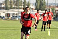 MEHMET ÖZCAN - Mehmet Özcan İçin Rekabet Kızışıyor