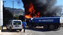 CEVDET YILMAZ - Alanya'da Plastik Kasa Fabrikasında Yangın Paniği