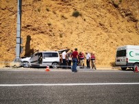 Artvin'de Trafik Kazası Açıklaması 1 Ölü, 3 Yaralı Haberi