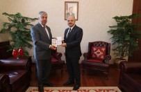 DIYANET İŞLERI BAŞKANLıĞı - Eskişehir İl Müftüsü Bekir Gerek'ın Vali Çakacak'ı Ziyaret