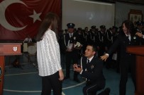 EVLİLİK TEKLİFİ - POMEM Mezuniyet Töreninde Sürpriz Evlenme Teklifi