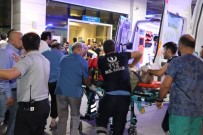 ASKERİ HELİKOPTER - Yolcu Minibüsü Şarampole Devrildi Açıklaması 2 Ölü, 9 Yaralı