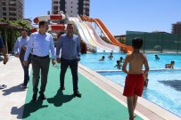 SOSYAL BELEDİYECİLİK - Baydilli Gençleri Havuza Davet Etti