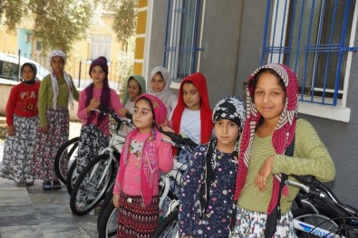 Bayram Onlara Erken Geldi