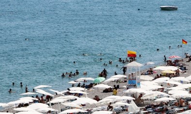 Büyükşehir Belediyesi'nden Konyaaltı Sahili Açıklaması