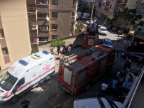 DOĞALGAZ - Elektrik Kontağından Çıkan Yangın Paniğe Neden Oldu