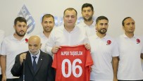 TAŞDELEN - Görme Engelli Sporculardan Taşdelen'e Ziyaret