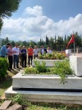 SİYASİ PARTİLER - Şehitler Kabirleri Başında Dualarla Anıldı
