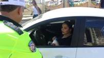 TRAFİK GÜVENLİĞİ - Trafik Polisinden Çocuklara 'Kemerin Ses Getirsin' Daveti