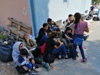 İNSAN KAÇAKÇISI - Çanakkale'de 213 Mülteci Yakalandı