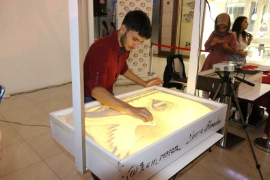 Gençlerden Kum Saati Etkinliği