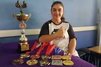 İlçenin İlk Ve Tek Kadın Milli Bilek Güreşçisinin Hedefi Dünya Şampiyonluğu Haberi