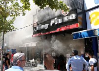 Manisa'da Bir Pizzacıda Korkutan Yangın