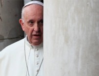 Papa Francis asansörde mahsur kaldı