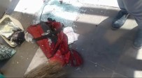 BOMBA İMHA UZMANLARI - Şüpheli Çanta Fünye İle Patlatıldı