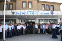 İnegöl Belediyesi'nden Kırtasiye Yardımı