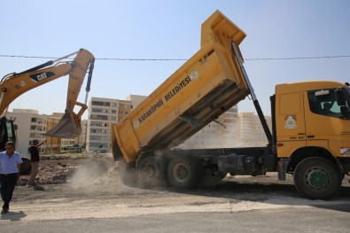 Karaköprü Yeni Yol Açma Çalışmaları Devem Ediyor