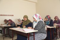 ŞEHITKAMIL BELEDIYESI - Şehitkamil'de 4 Bin 338 Kişiye Okuma-Yazma Öğretildi