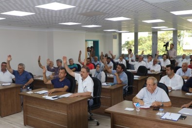 Turgutlu belediye meclisi 2 madde için yeniden toplandı