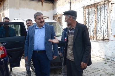Başkan Sunar, Köy Köy Gezerek İstekleri Birinci Ağızdan Dinliyor