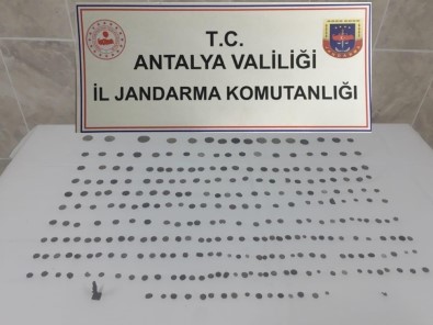 Kaçak Kazılara Jandarma Baskını