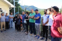 SEMRA ÇETIN - Karabükspor'dan Maaşlarını Alamayan Eski Çalışanlar Eylem Yaptı