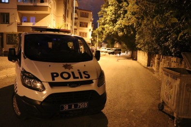 Kayseri'de Silahlı Kavga Açıklaması 2 Yaralı