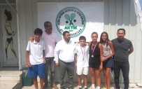 MEHMET ŞİMŞEK - Mersin Büyükşehir Tenis Kulübü Sporcuları, Afyon'dan Madalyayla Döndü