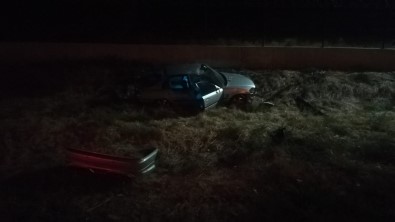 Otomobil Şarampole Uçtu Açıklaması 1 Ölü, 1 Yaralı