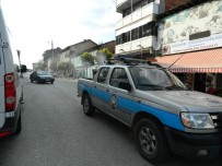 YAZ MEVSİMİ - Pazaryeri'nde Sokaklar Haşerelere Ve Sineklere Karşı İlaçlanıyor