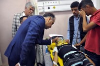 OKTAY ÇAĞATAY - Vali Çağatay Kazada Yaralananları Hastanede Ziyaret Etti