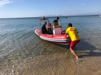 KADIN CESEDİ - Ayvalık'ta Denizde Kaybolan Yaşlı Kadının Cesedi Midilli Açıklarında Bulundu